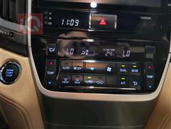 تۆیۆتا لاند کروزەر